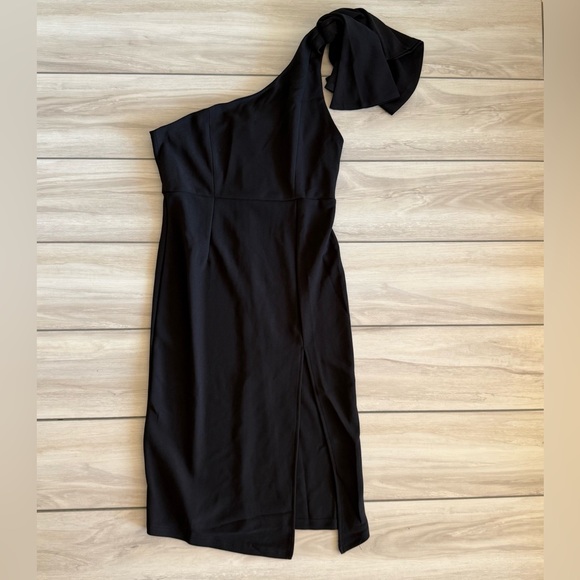 Hello Molly Event Season Ready One Shoulder Midi Dress Black Size 8 NWT IN PKG - Picture 5 of 10